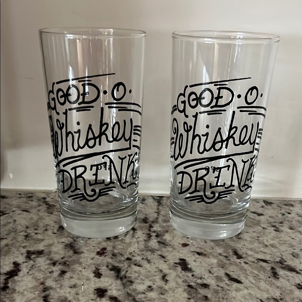 Set of 2 Clear Whiskey Glasses